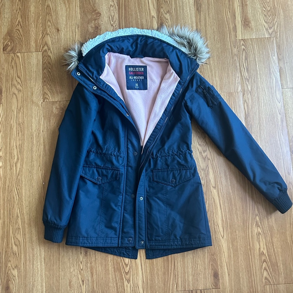 HollisterNavy Blue Parka with Faux Fur Hood
